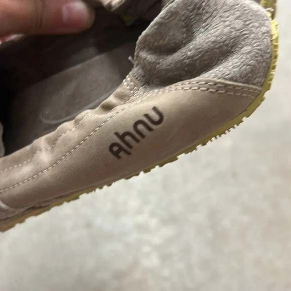 Ahnu leather flat  shoes - Picture 3 of 8